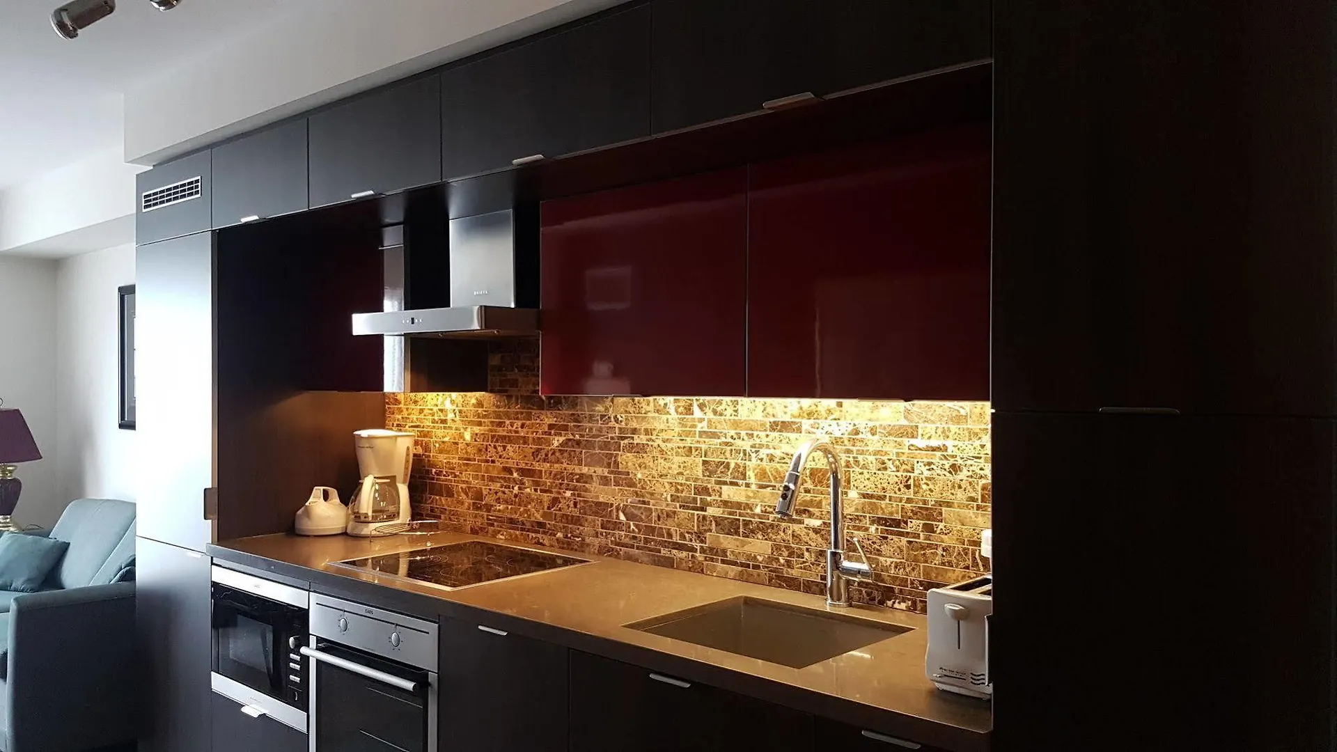 Park Suites Toronto Front Street West Отель